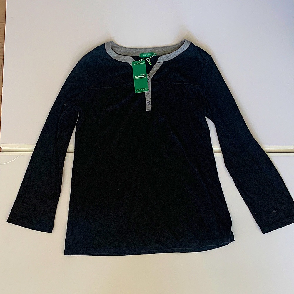Black Long Sleeve Woman’s  Shirt with Grey Collar.